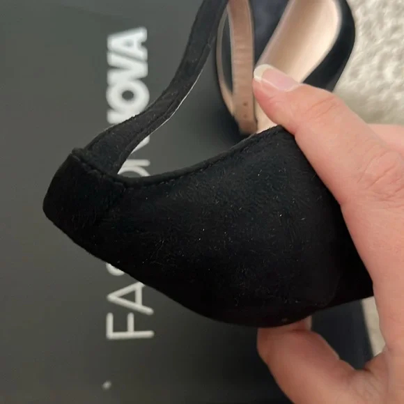 Fashion Nova Black Heels, Size 9 - Picture 6 of 8